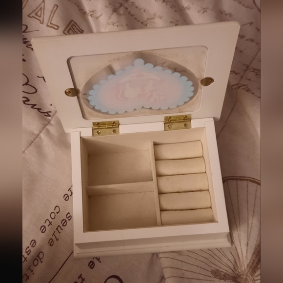 Vintage Heart-Shaped Rocking Horse Trinket Box - Picture 3 of 3